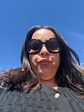 laarti online show from 2, 10, 2025