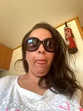 laarti online show from 14, 9, 2025