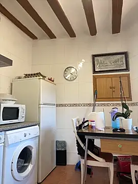 laarti online show from 3, 11, 2025