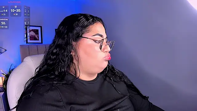 Snapshot of _michel_bbw chatting on 5, 5, 2026 michel bbw online show from 5, 5, 2026