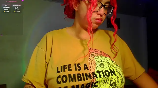 Snapshot of EstefyTabbo chatting on 30, 4, 2026 EstefyTabbo online show from 30, 4, 2026