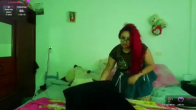 Snapshot of EstefyTabbo chatting on 23, 5, 2026 EstefyTabbo online show from 23, 5, 2026