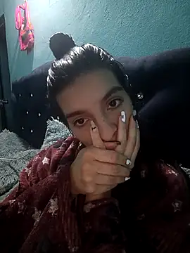 Ariell Kieran online show from 6, 11, 2025