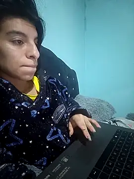 Ariell Kieran online show from 25, 11, 2025