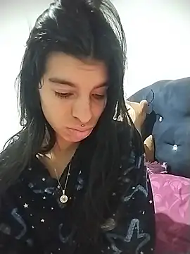 Ariell Kieran online show from 12, 7, 2026