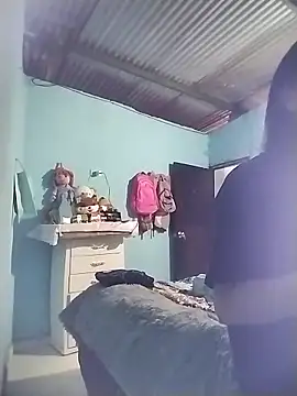 Ariell Kieran online show from 12, 4, 2026