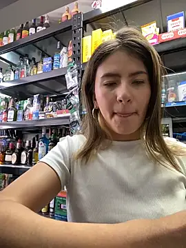 Andrea18 blonde online show from 22, 4, 2026