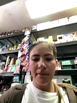 Andrea18 blonde online show from 24, 10, 2025