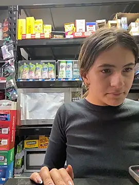 Andrea18 blonde online show from 18, 4, 2026