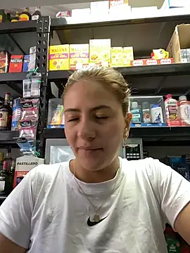 Andrea18 blonde online show from 24, 6, 2026
