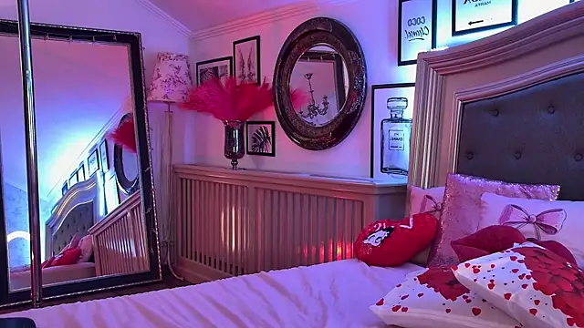 Amber Luna online show from 7, 7, 2026