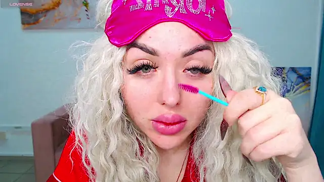 MissisCaty online show from 18, 2, 2025