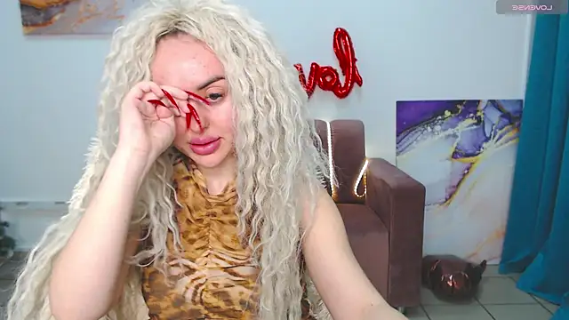 MissisCaty online show from 25, 2, 2025