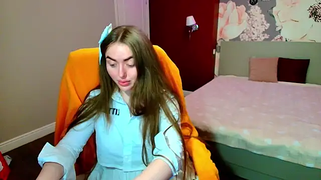 MissisCaty online show from 9, 4, 2026