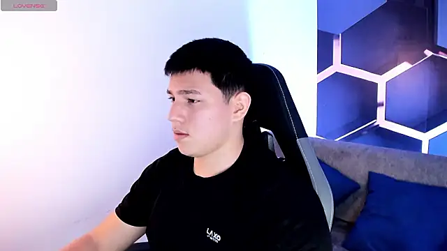 JamesCr  online show from 25, 3, 2026