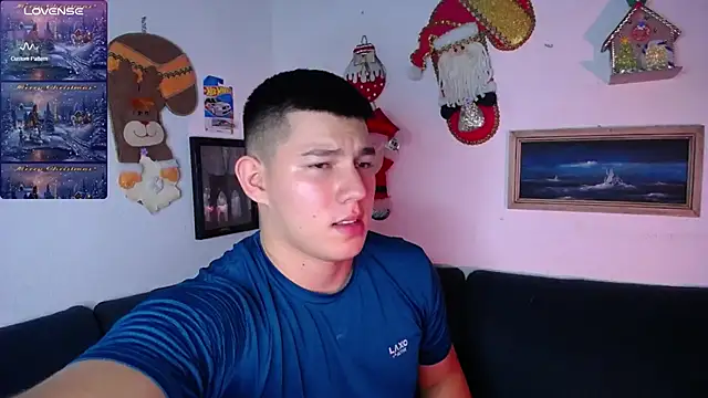 JamesCr  online show from 18, 12, 2025