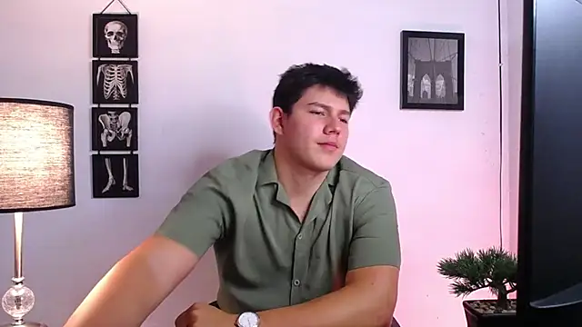 JamesCr  online show from 23, 10, 2025