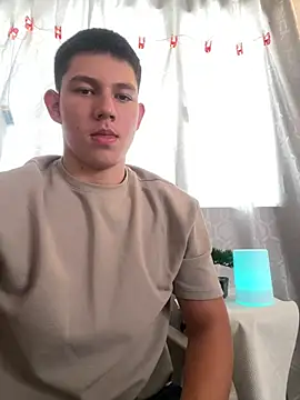 JamesCr  online show from 19, 2, 2025