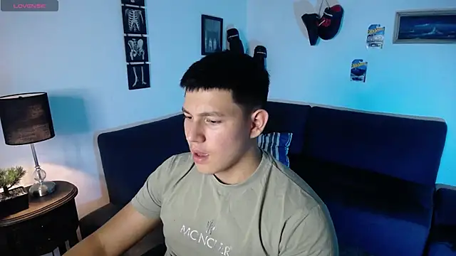 JamesCr  online show from 10, 4, 2026