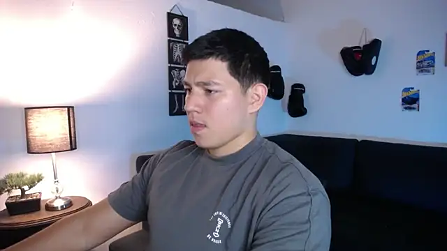 JamesCr  online show from 27, 3, 2026