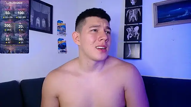 JamesCr  online show from 19, 12, 2025