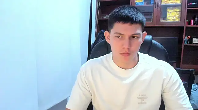 JamesCr  online show from 22, 2, 2025