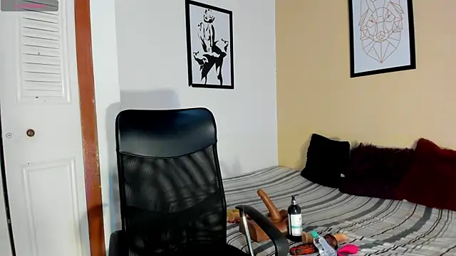 Violetta 0 online show from 15, 4, 2026