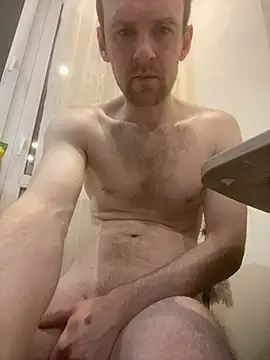 LynnAhNight online show from 25, 2, 2026