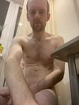 LynnAhNight online show from 3, 3, 2026