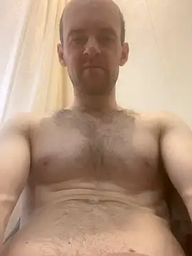 LynnAhNight online show from 9, 11, 2025