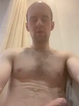 LynnAhNight online show from 15, 11, 2025