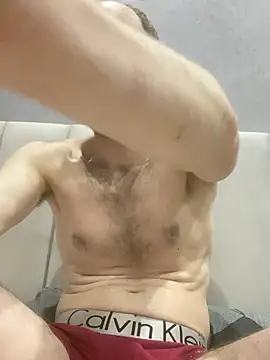 LynnAhNight online show from 14, 4, 2026