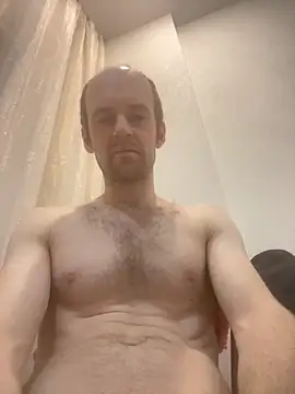 LynnAhNight online show from 25, 10, 2025