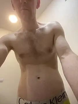 LynnAhNight online show from 24, 4, 2026