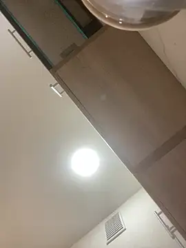 LynnAhNight online show from 17, 4, 2026