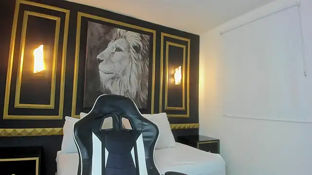 Snapshot of tiffanny_doll_ chatting on 26, 5, 2026 tiffanny doll online show from 26, 5, 2026