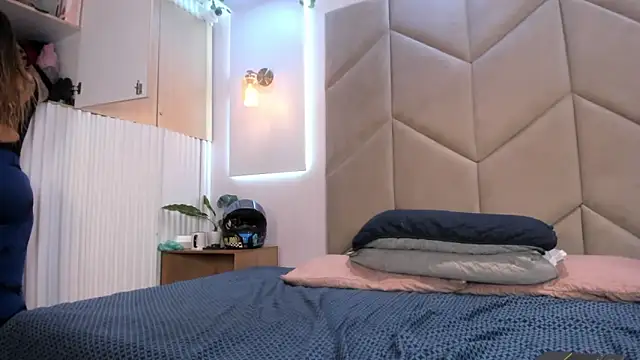 AzunaStar online show from 21, 12, 2025