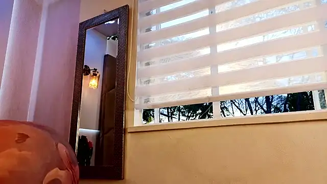 AzunaStar online show from 8, 4, 2026