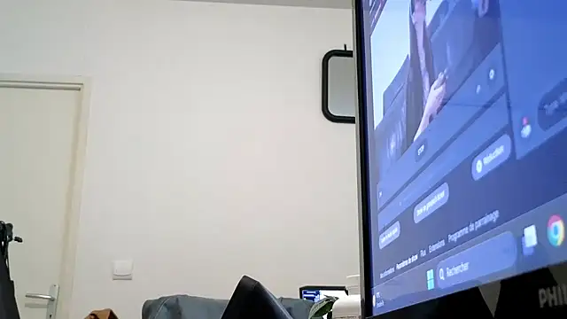 Lenaelle31000 online show from 15, 11, 2025