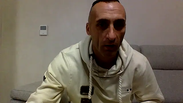 ANGELSANTAMARIA- online show from 8, 10, 2025