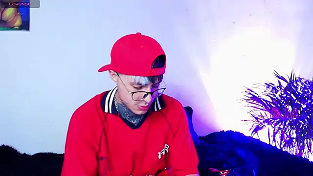 Snapshot of 7_Saturno_7 chatting on 20, 9, 2025 7 Saturno 7 online show from 20, 9, 2025
