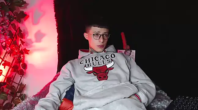 Snapshot of 7_Saturno_7 chatting on 19, 3, 2025 7 Saturno 7 online show from 19, 3, 2025