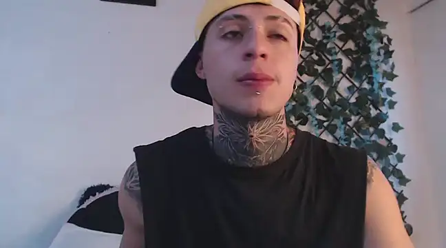 Snapshot of 7_Saturno_7 chatting on 11, 3, 2025 7 Saturno 7 online show from 11, 3, 2025