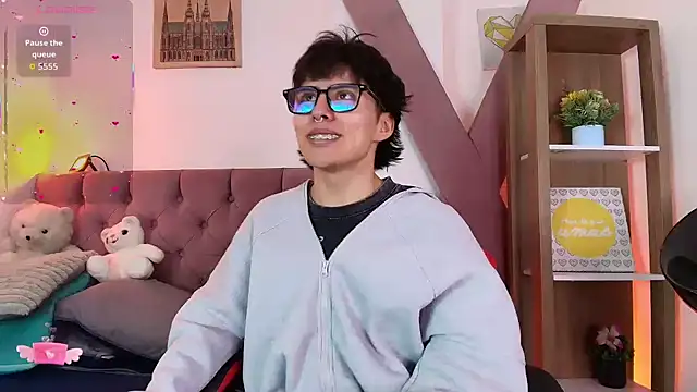 PepperTwink online show from 16, 2, 2026