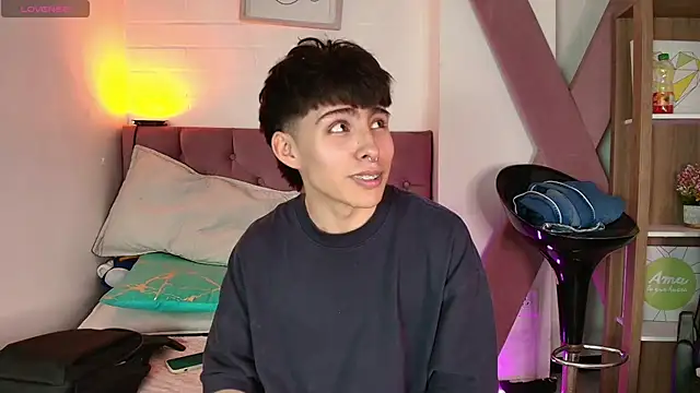 PepperTwink online show from 17, 11, 2025