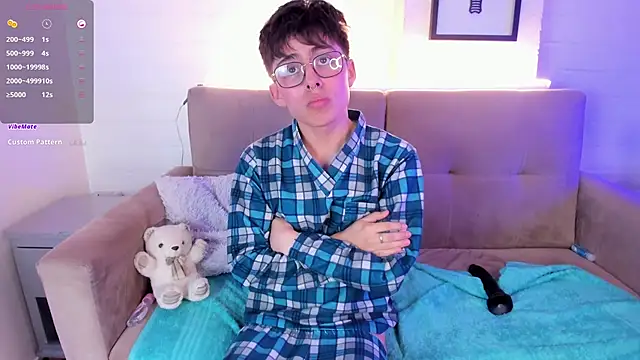 PepperTwink online show from 26, 2, 2025