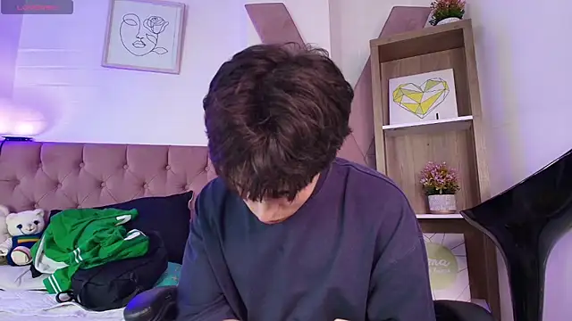 PepperTwink online show from 27, 10, 2025