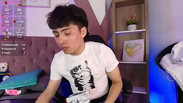 PepperTwink online show from 3, 12, 2025