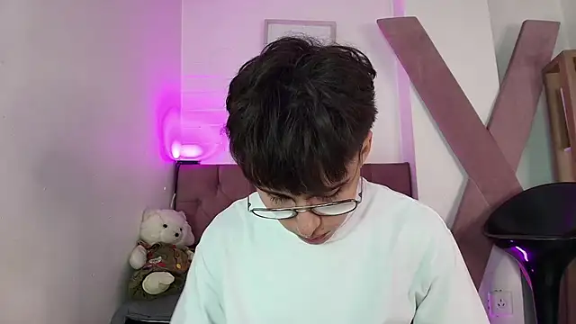 PepperTwink online show from 18, 11, 2025