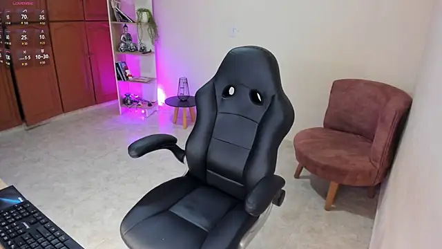 Nathalie 29 online show from 16, 12, 2025